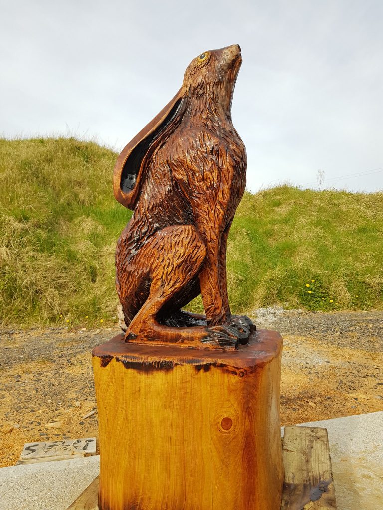 moon gazing hare wood carving